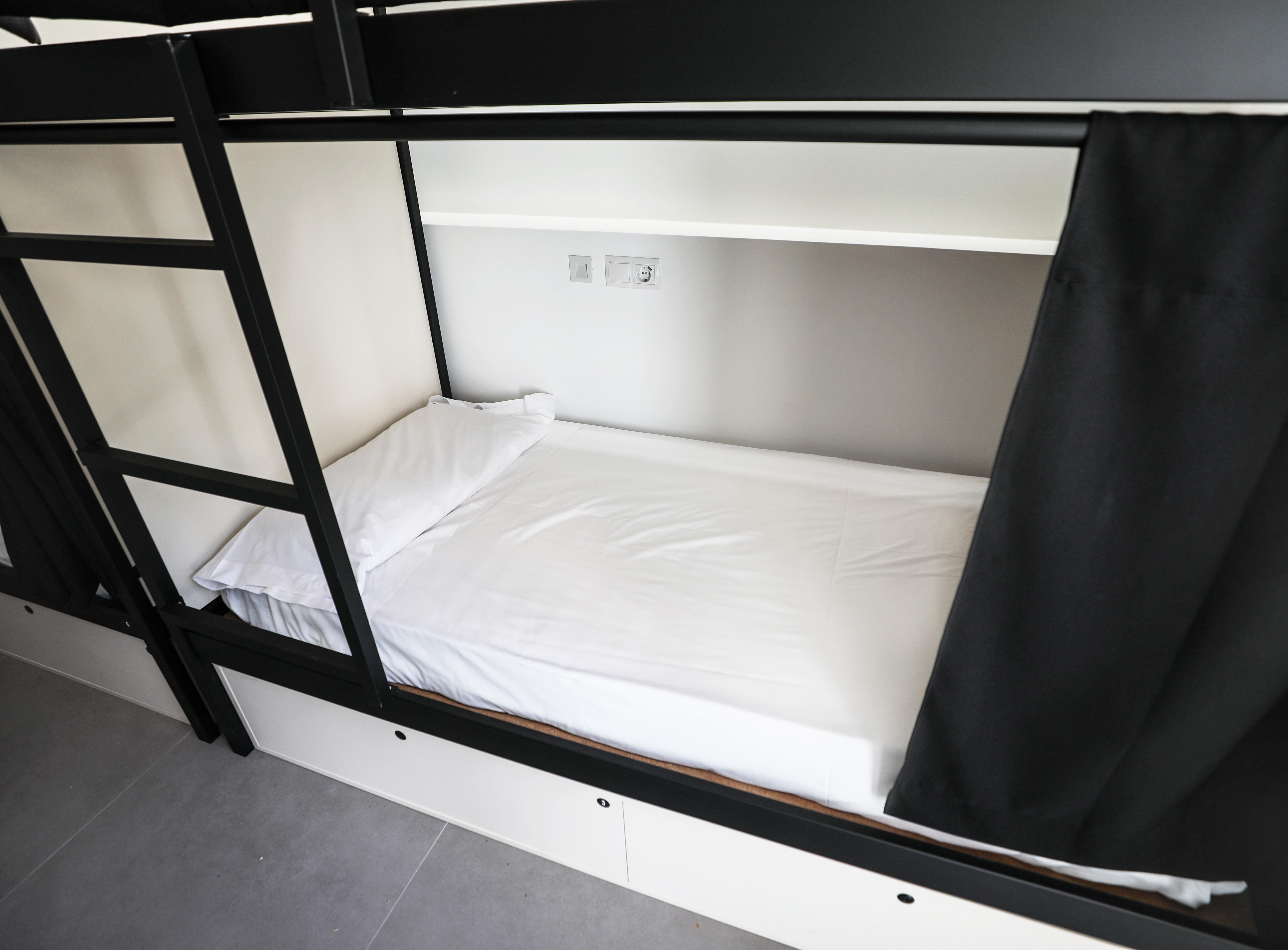 Hostel Myd La Latina مدريد المظهر الخارجي الصورة