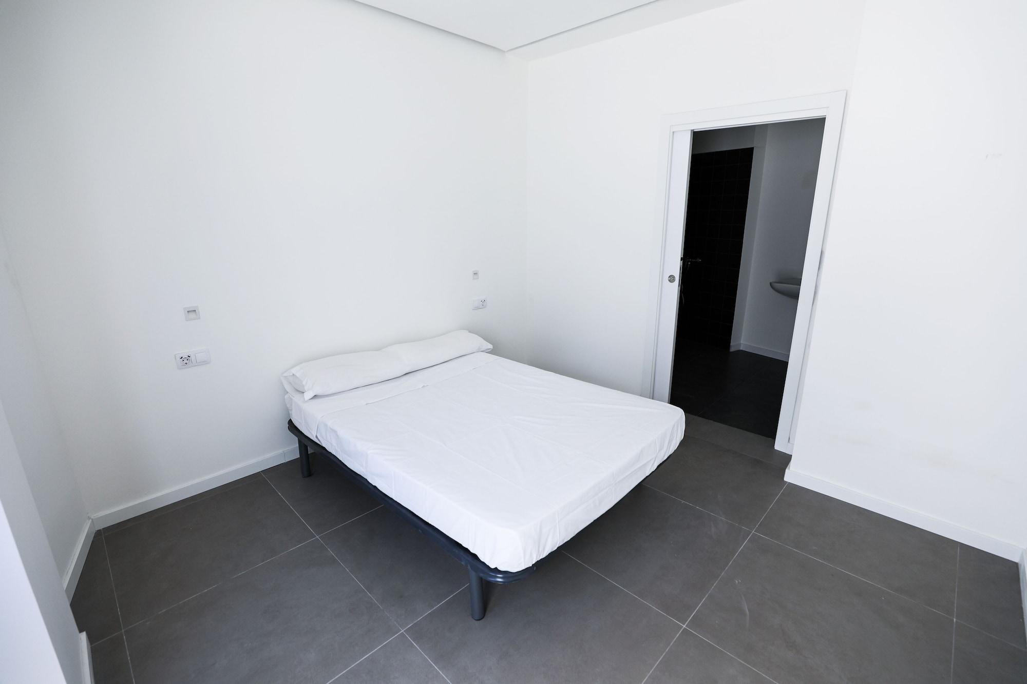 Hostel Myd La Latina مدريد المظهر الخارجي الصورة