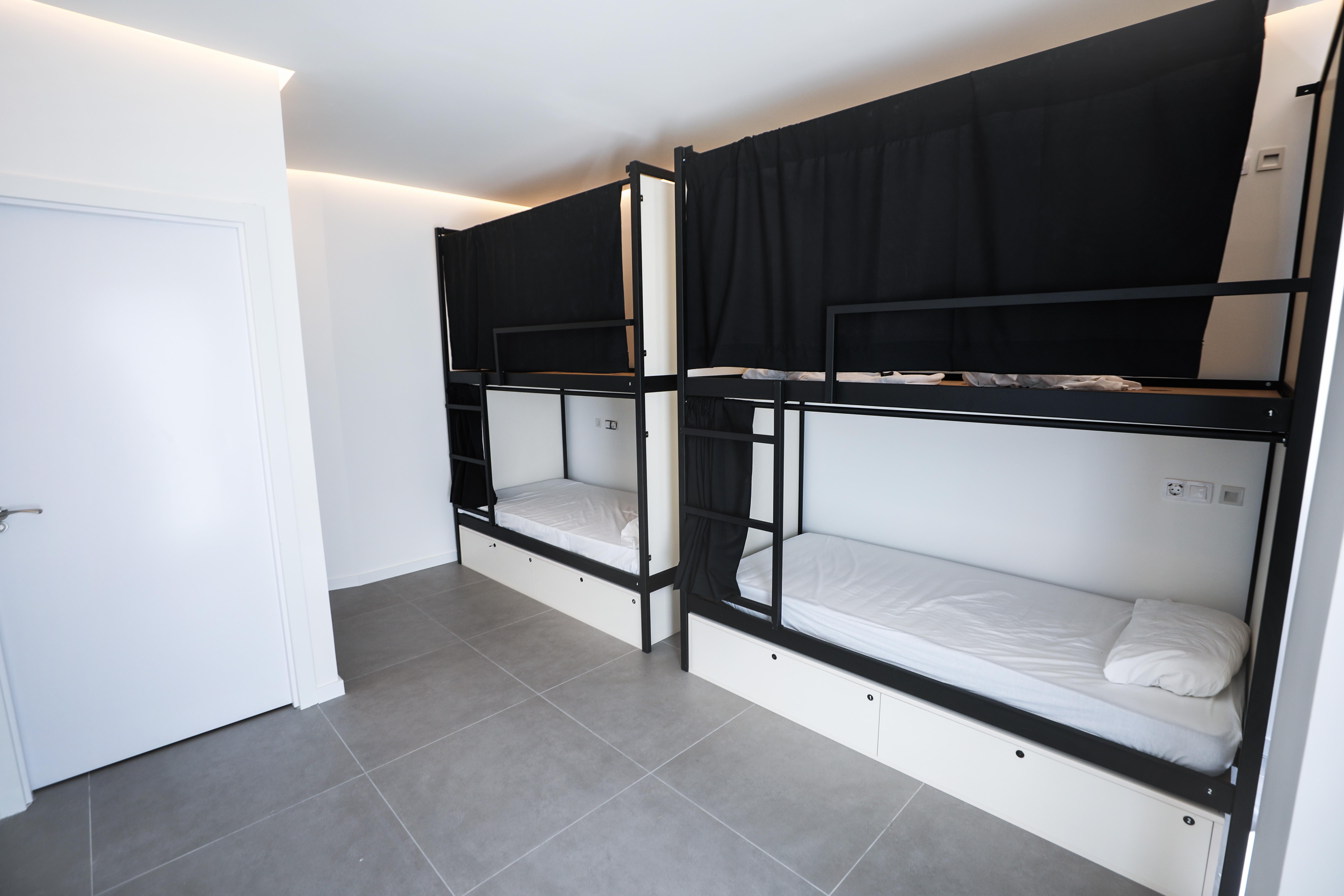 Hostel Myd La Latina مدريد المظهر الخارجي الصورة